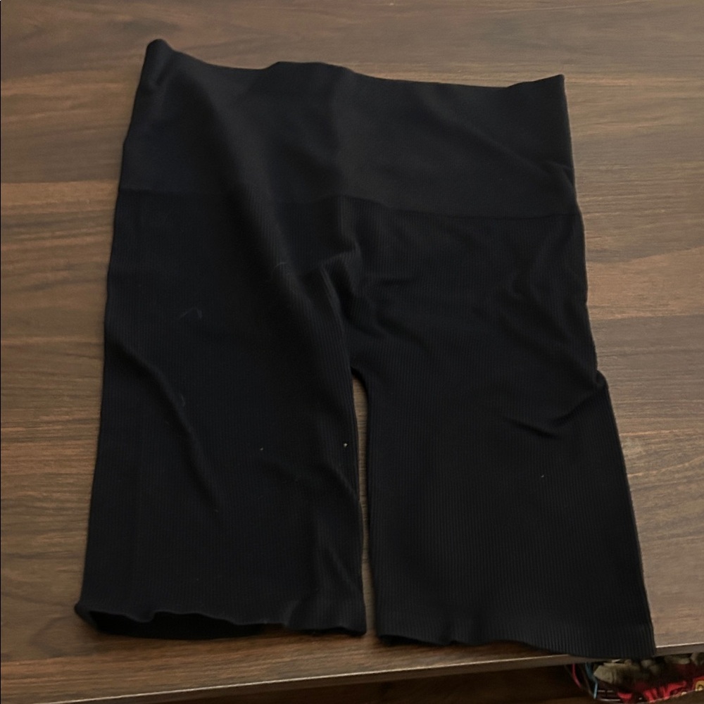 Bozzolo Women's Black Bike Shorts